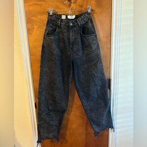 Bershka High Rise Balloon Jeans